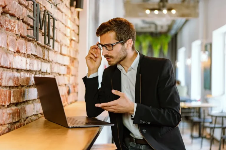 How to Troubleshoot Slow Phones and Laptops